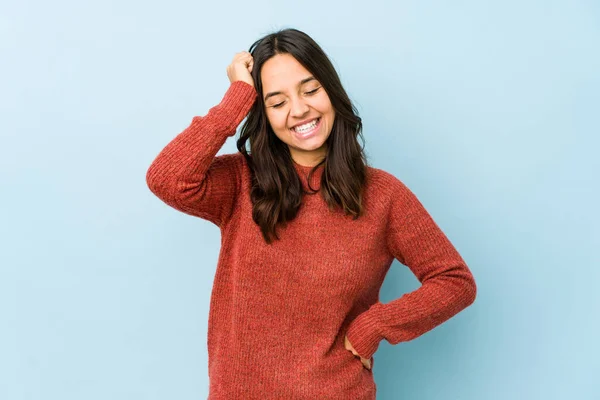 Joven Mujer Hispana Raza Mixta Aislada Riendo Alegre Mucho Concepto — Foto de Stock