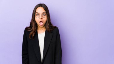 Genç, Latin kökenli bir kadın gördüğü bir şey yüzünden şoka girdi..