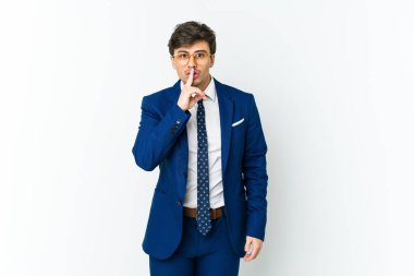 Genç iş adamı bir sır saklıyor ya da sessizlik istiyor..