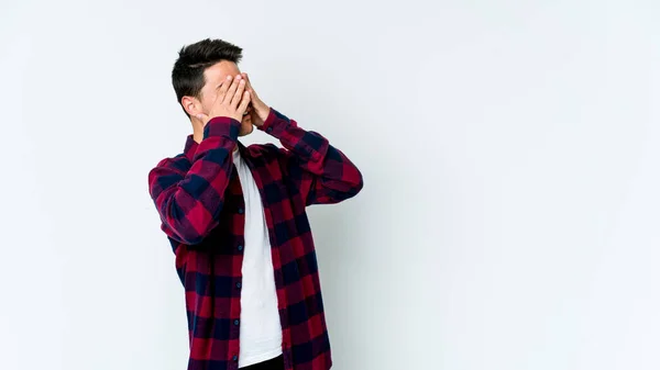 Young Caucasian Man Isolated White Background Afraid Covering Eyes Hands — Stock Photo, Image