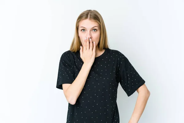 Young Blonde Woman Isolated White Background Shocked Covering Mouth Hands — Stock Photo, Image