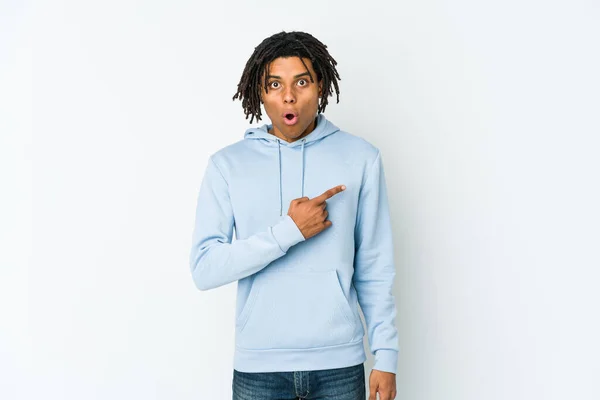 Young African American Rasta Man Pointing Side — Stock Photo, Image