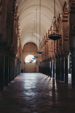 İspanya 'nın Cordoba kentindeki Endülüs Müslüman turist camii