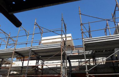 Baharda inşaat sahasında çalışmalar devam ediyor - faaliyetlerin sürdürülmesi