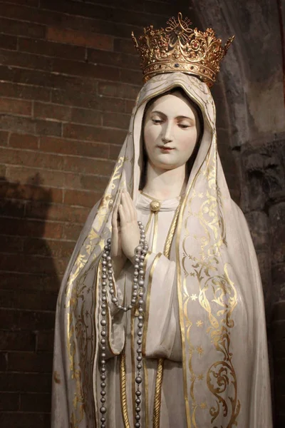 Meryem Ana 'nın Anıtı - Hıristiyanlık