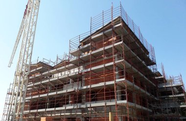 Yazın inşaat sahasında çalışma devam ediyor - iş