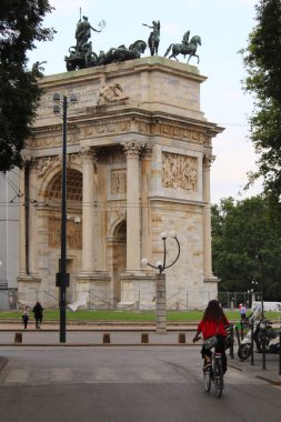 Milano 'da Arco della Pace - bayram ve kültür