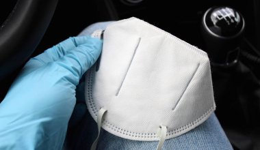 Virüslere karşı korunmak için koruyucu maske gerekli
