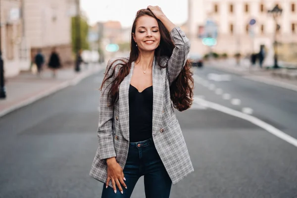 Girl Jacket Long Hair Walks Old City Beautiful Girl Smiles — Stock Photo, Image