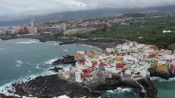 Uitzicht Stad Puerto Dela Cruz Het Eiland Tenerife Zwarte Stranden — Stockvideo