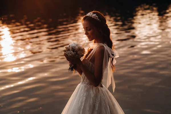 Elegant Bride White Dress Gloves Stands River Park Bouquet Enjoying — Stock Photo, Image