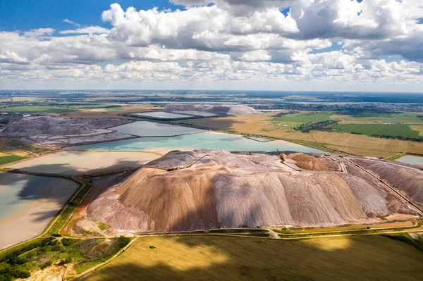 Montanhas Produtos Para Produção Sal Potássio Reservatórios Artificiais Montanhas Sal — Fotografia de Stock