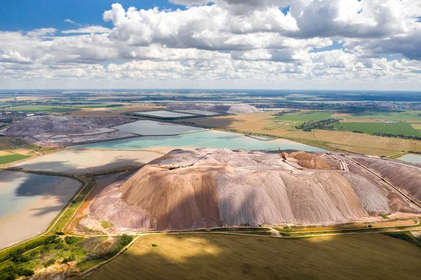 Montanhas Produtos Para Produção Sal Potássio Reservatórios Artificiais Montanhas Sal — Fotografia de Stock