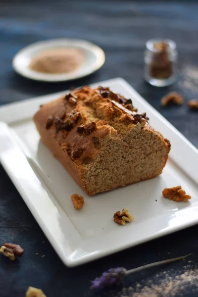 Budincă Vegană Banane Nuci Făină Integrală Grâu — Fotografie, imagine de stoc