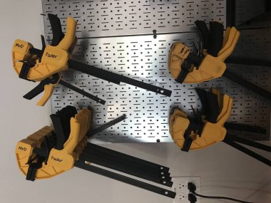 Ahşap metal boruların prototipini çıkarmak için mühendislik malzemeleri ve daha fazlası.