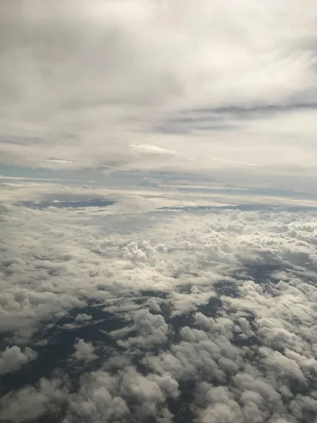 Über Den Himmlischen Wolken Fliegen — Stockfoto
