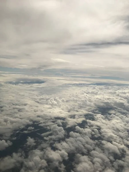 Voando Acima Das Nuvens Celestiais — Fotografia de Stock