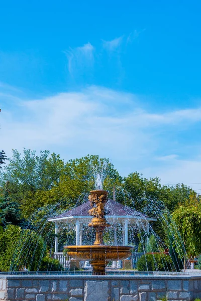 Ukraine Fountain Courtyard Restaurant — Stock Photo, Image