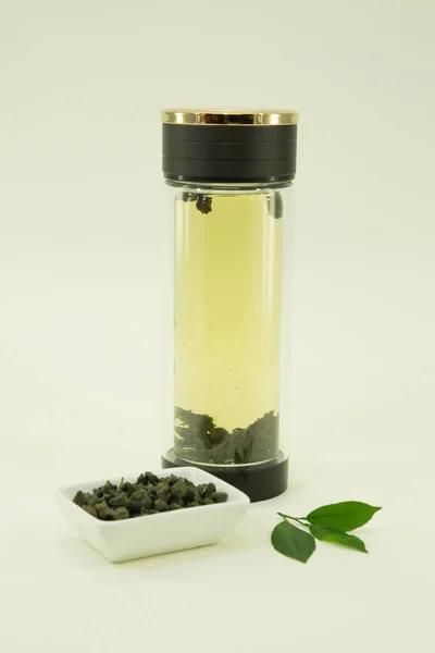 Chinese Green Tea Ginseng Tea Xiao Zhong Brewed Double Glass — Stock Photo, Image