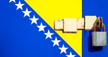 Bosna bayrağı dokuda. Şablon. Koronavirüs salgını. Ülkeler kapalı. Kilitler.