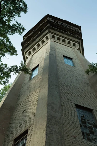 Παλιός Πύργος Νερού Κατασκευή Των Αρχών Του 20Ου Αιώνα — Φωτογραφία Αρχείου
