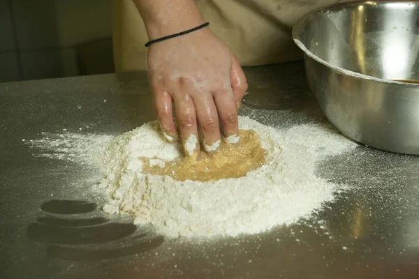 Processus Fabrication Pain Chef Pétrit Pâte Main Les Mains Chef — Photo