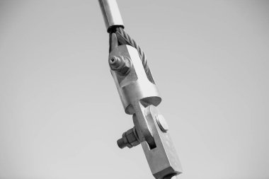 Teknolojiyi düzeltiyorum. Kablolu yayın bağlama seçeneği. Oruç esneme.