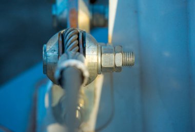 Teknolojiyi düzeltiyorum. Kablolu yayın bağlama seçeneği. Oruç esneme.