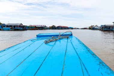 Ağustos: 29: 2018 - Siem Reap, Kamboçya - köy Tonle Sap Gölü üzerinde yüzer. Siem Reap Kamboçya.