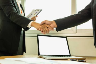 İş sallayarak başarılı Office eller