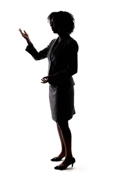 Silhueta Uma Empresária Negra Gesticulando Como Estivesse Falando Dando Discurso — Fotografia de Stock