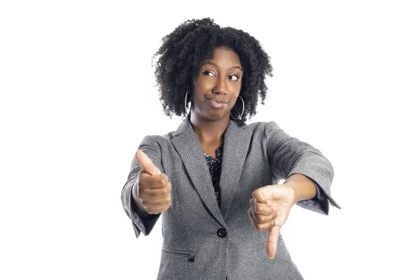 Mulher Negra Afro Americana Empresária Isolada Fundo Branco Parecendo Confusa — Fotografia de Stock