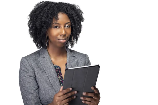 Professor Negro Afro Americano Mulher Negócios Sentado Segurando Computador Tablet — Fotografia de Stock
