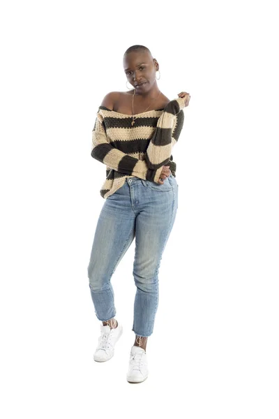 Zwarte Afrikaanse Amerikaanse Vrouwelijke Mode Model Dragen Voorjaar Stijl Wol — Stockfoto