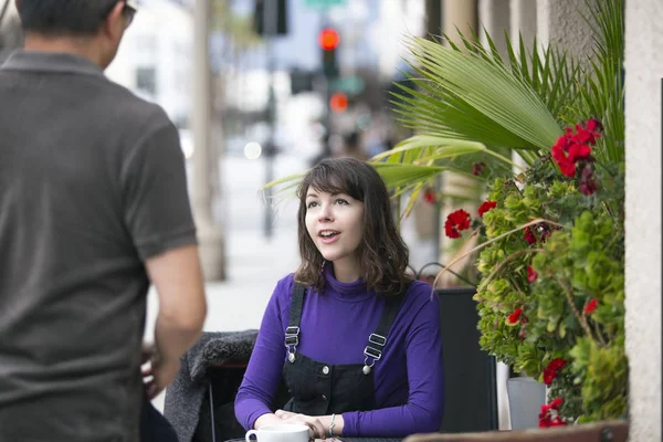 Friends Dating Couple Meeting Hanging Out Urban City Sidewalk Cafe — Stock Photo, Image