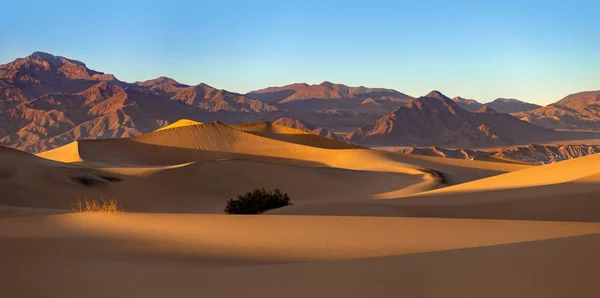 Dunes Sable Dans Paysage Désertique Dans Vallée Mort Californie Les — Photo