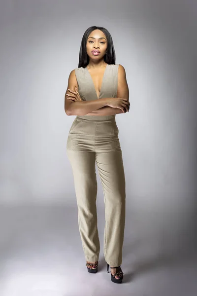 Beautiful Black African American Fashion Model Posing Humus Grey Khaki — Stock Photo, Image