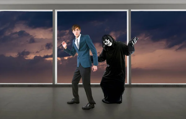 Man Halloween Grim Reaper Ghost Costume Chasing Mocking Making Fun — Stock Photo, Image