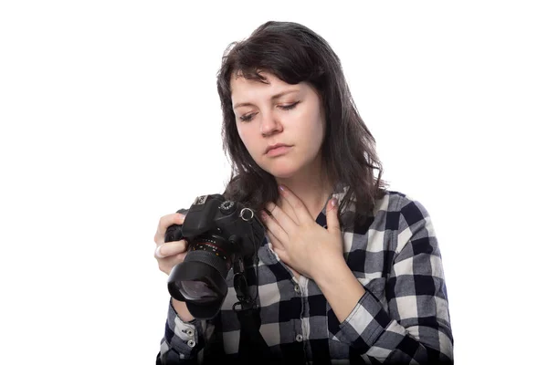 Jonge Vrouwelijke Freelance Professionele Fotograaf Kunststudent Fotojournalist Een Witte Achtergrond — Stockfoto