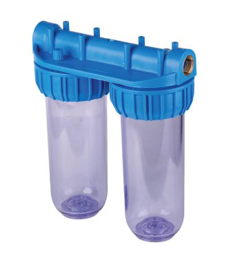 Filtre Flask çift Buhar hattı su. İzole beyaz arka plan. Su kaynaklarından kaliteli suyu iyileştirmek için, su basıncı en az 0,5 Bar 8 Bar. Mekanik kartuşlar ve su arıtma için.