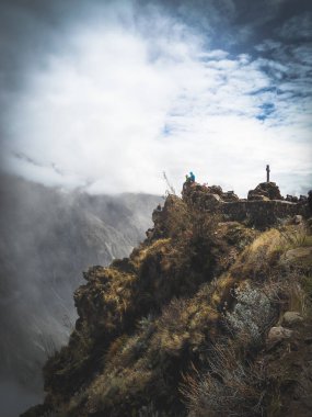 Colca Kanyonu 'ndaki inanılmaz dağlar, dünyanın en derin kanyonlarından biri.