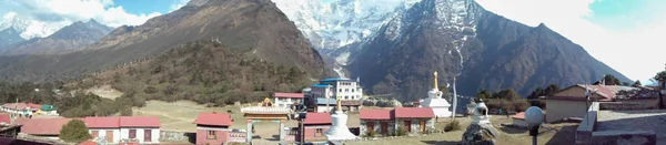 Himalaya Dağlarındaki Tengboche Manastırı Nın Kapısının Muhteşem Panoramik Manzarası Bir — Stok fotoğraf