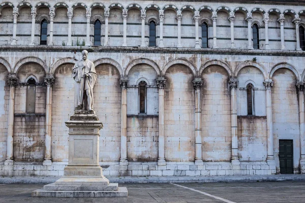 Lucca Italia Julio 2017 Vista Francesco Burlamacchi Estatua Con San — Foto de Stock