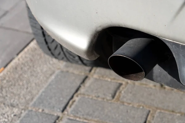 車の排気管 — ストック写真