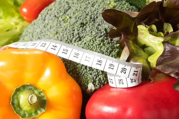 Nastro Misurazione Varie Verdure Una Dieta — Foto Stock