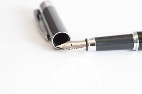 Elegant Fountain Pen — Stock Photo, Image