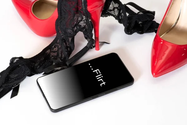 High Heels Dessous Und Ein Handy Für Den Online Flirt — Stockfoto