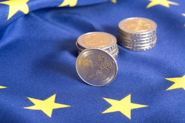 Σημαία Της Και Πολλά Κέρματα Ευρώ — Φωτογραφία Αρχείου