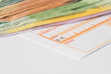 Euro banknot ve banka havalesi için bir form