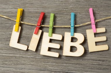 Aşk, clothesline ve clothespin